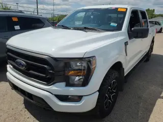 Ford F-150 2023 4x4 XLT 4 puertas SuperCrew 5.5 pies. SB