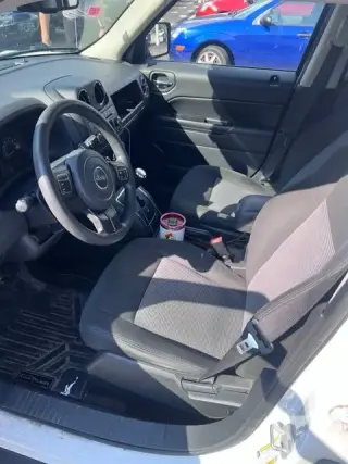 Jeep Patriot 2016 Sport Edición 75 Aniversario 4 puertas SUV