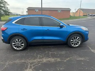 Ford Escape 2021 AWD Titanium 4 puertas SUV
