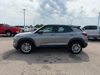 Chevrolet Trailblazer 2024 LS 4 puertas SUV