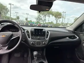 Chevrolet Malibu 2024 LT 4 puertas Sedán con 1LT