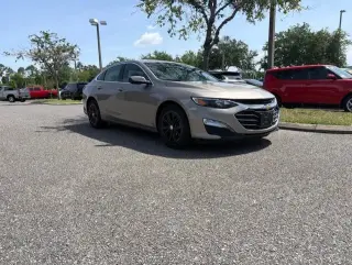 Chevrolet Malibu 2023 LT 4 puertas Sedán con 1LT