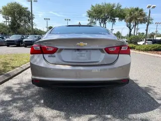 Chevrolet Malibu 2023 LT 4 puertas Sedán con 1LT