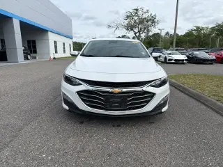 Chevrolet Malibu 2024 LT 4 puertas Sedán con 1LT