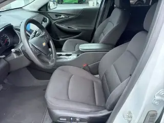 Chevrolet Malibu 2024 LT 4 puertas Sedán con 1LT