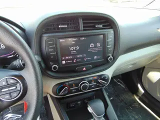 Kia Soul 2023 LX 4 puertas Crossover