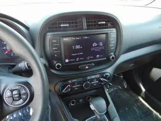 Kia Soul 2022 LX 4 puertas Crossover CVT
