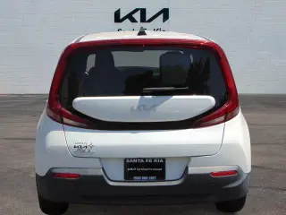 Kia Soul 2022 LX 4 puertas Crossover CVT