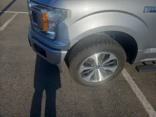 Ford F-150 2020 4x4 XL 4 puertas SuperCrew 5.5 pies. SB