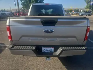 Ford F-150 2020 4x4 XL 4 puertas SuperCrew 5.5 pies. SB