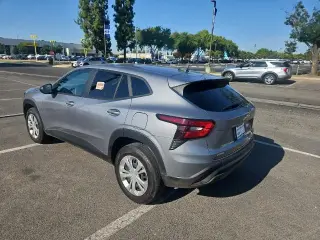 Chevrolet Trax 2025 LS 4 puertas Crossover
