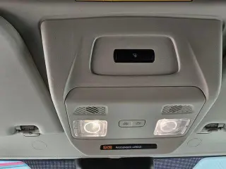 Furgoneta de carga Ford Transit 2024 AWD 250 3 puertas LWB Techo Medio