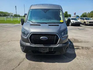 Furgoneta de carga Ford Transit 2024 AWD 250 3 puertas LWB Techo Medio