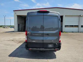 Furgoneta de carga Ford Transit 2024 AWD 250 3 puertas LWB Techo Medio