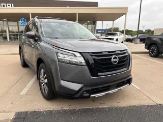 Nissan Pathfinder 2023 AWD SL 4 puertas SUV