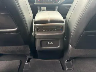 Nissan Pathfinder 2023 AWD SL 4 puertas SUV
