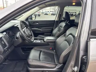 Nissan Pathfinder 2023 AWD SL 4 puertas SUV
