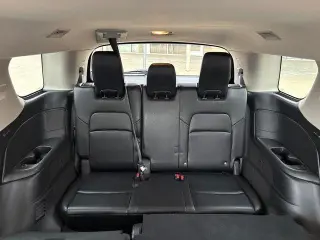 Nissan Pathfinder 2023 AWD SL 4 puertas SUV