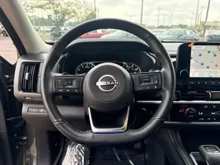 Nissan Pathfinder 2023 AWD SL 4 puertas SUV