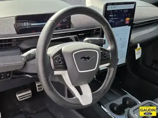 Ford Mustang Mach-E 2025 AWD GT 4 puertas SUV