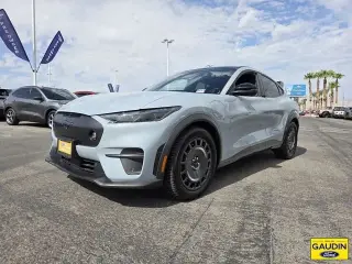 Ford Mustang Mach-E 2025 AWD GT 4 puertas SUV