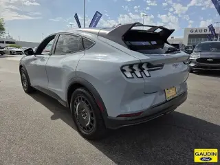 Ford Mustang Mach-E 2025 AWD GT 4 puertas SUV