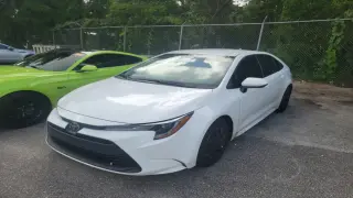 Toyota Corolla 2023 LE 4 puertas Sedán