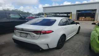 Toyota Corolla 2023 LE 4 puertas Sedán
