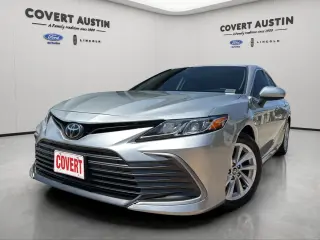 Toyota Camry 2023 LE 4 puertas Sedan
