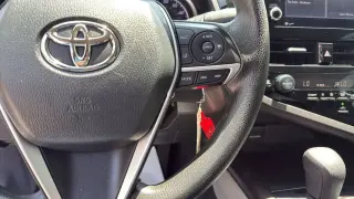 Toyota Camry 2023 LE 4 puertas Sedan