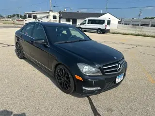 Mercedes-Benz Clase C 2014 AWD C 300 Lujo 4MATIC Sedan 4 puertas