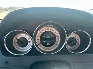 Mercedes-Benz Clase C 2014 AWD C 300 Lujo 4MATIC Sedan 4 puertas