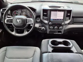 Ram 1500 2024 4x2 Big Horn Cabina Cuádruple 4 puertas 6.4 pies. Caja corta Pickup