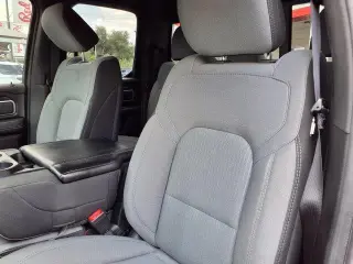 Ram 1500 2024 4x2 Big Horn Cabina Cuádruple 4 puertas 6.4 pies. Caja corta Pickup