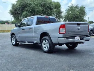 Ram 1500 2024 4x2 Big Horn Cabina Cuádruple 4 puertas 6.4 pies. Caja corta Pickup
