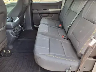 Ford F-150 2024 4x2 STX 4 puertas SuperCrew 5.5 pies. SB