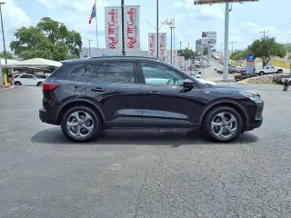 Ford Escape 2025 ST-Line 4 puertas SUV