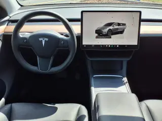 Tesla Model Y 2024 AWD Long Range 4 puertas Crossover