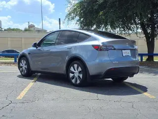 Tesla Model Y 2024 AWD Long Range 4 puertas Crossover