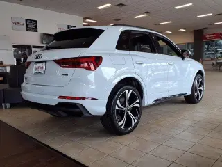 Audi Q3 2023 AWD quattro S line Premium Plus 45 TFSI 4 puertas SUV