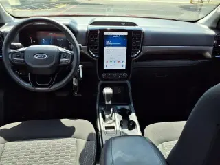 Ford Ranger 2025 4x2 XLT 4 puertas SuperCrew 5.0 pies SB