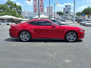 Ford Mustang 2024 EcoBoost 2dr Fastback