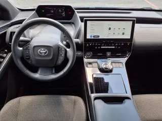 Toyota bZ4X 2024 XLE 4 puertas Crossover