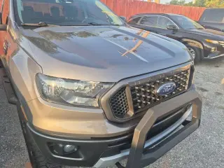Ford Ranger 2023 4x2 XL 4 puertas SuperCrew con caja de 5.1 pies