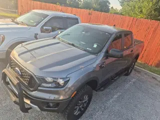 Ford Ranger 2023 4x2 XL 4 puertas SuperCrew con caja de 5.1 pies
