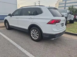 Volkswagen Tiguan 2018 2.0T SE 4 puertas SUV