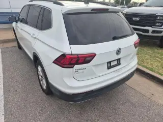 Volkswagen Tiguan 2018 2.0T SE 4 puertas SUV