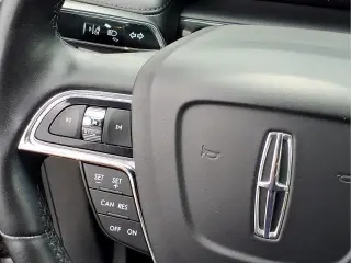 Lincoln Nautilus 2023 AWD Reserve 4 puertas SUV