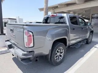 GMC Canyon 2021 4x4 AT4 4 puertas Cabina Crew 5 pies. SB (Tela)