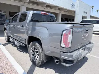 GMC Canyon 2021 4x4 AT4 4 puertas Cabina Crew 5 pies. SB (Tela)